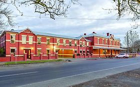 Lake Inn - Ballarat